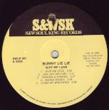 00_-_Bunny_Lie_Lie_-_In_Africa-Give_Me_Love-Label.jpg